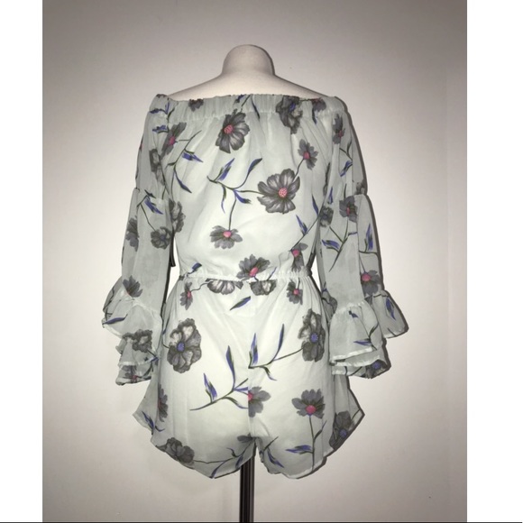 NWT Hint Of Blush Off The Shoulder  Romper Lined - Picture 4 of 5